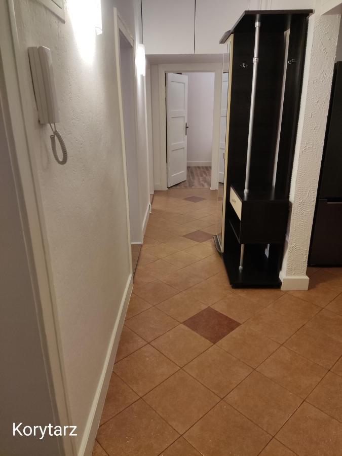 Mieszkanie Blisko Targow Poznanskich Apartman Kültér fotó